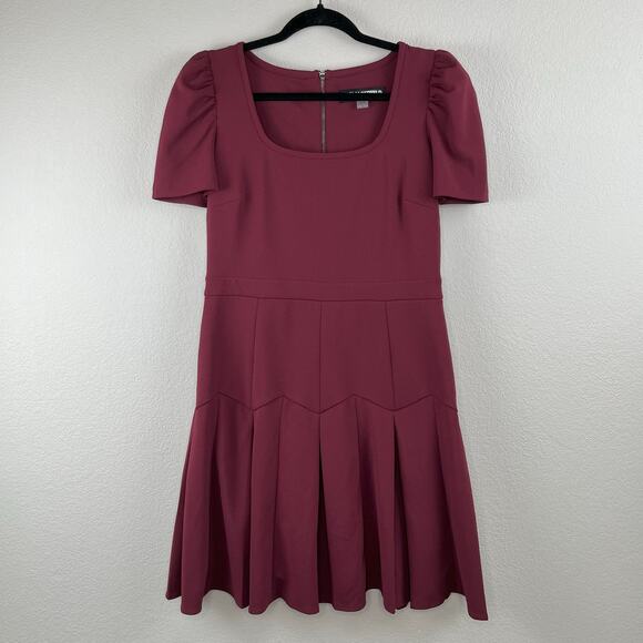 Karl Lagerfeld Crepe Square Neck Short Sleeve Pleated Mini Dress Maroon 10 NWT - Picture 12 of 13